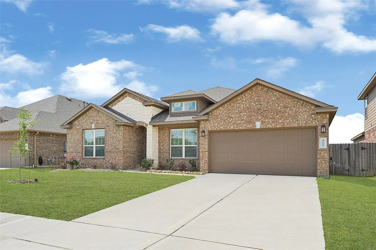 Building Photo - 4619 Grigio Pines Dr