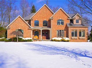 2757 Stoney Creek Ct, Hermitage, PA 16148