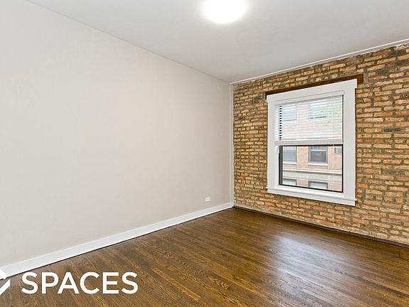 4th image of 3414-3424 N Elaine Pl #4