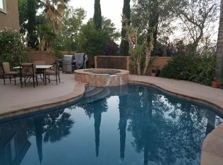29743 Vacation Dr, Canyon Lake, CA 92587