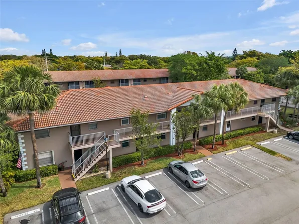 8830 Royal Palm Blvd APT 203-5, Coral Springs, FL 33065