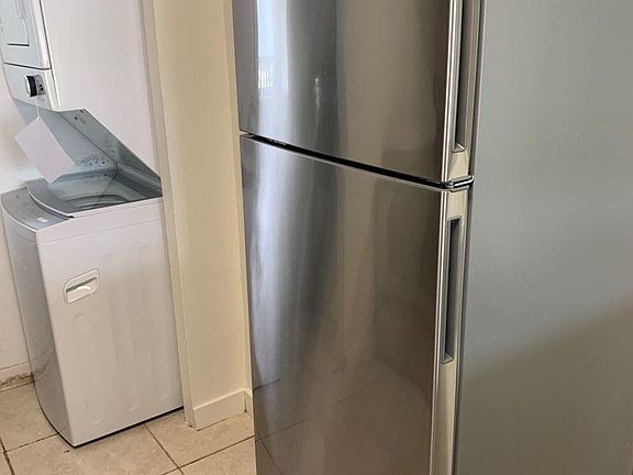 5th image of 8040 Colony Cir N APT 201