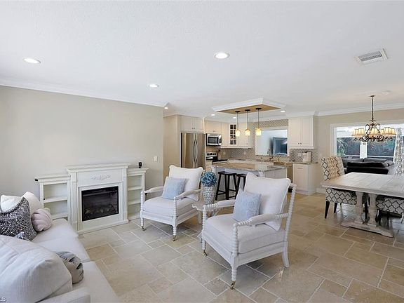 5th image of 2824 Poinciana St