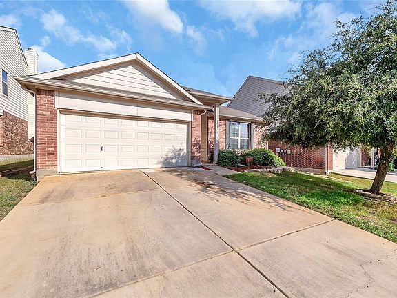 2nd image of 5137 Raymond Dr