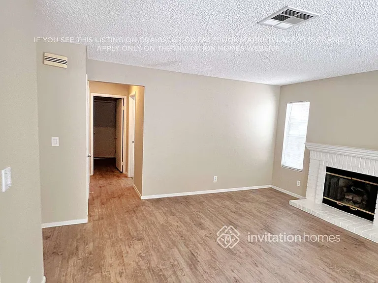 330 Templeton Dr — Photo 6