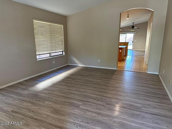 3rd image of 7431 W Tonopah Dr