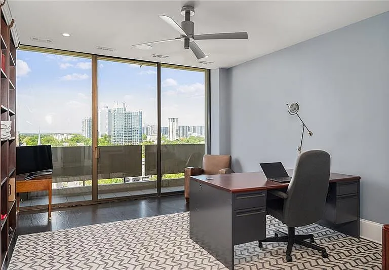 2575 Peachtree Rd NE #22A — Photo 28