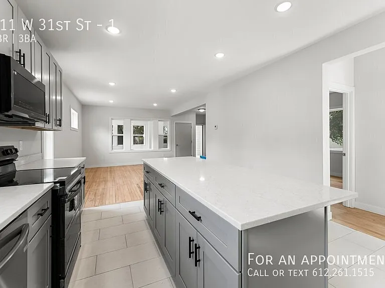 911 W 31st St #1 — Photo 15
