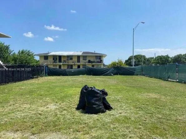 (undisclosed Address), Miami, FL 33150