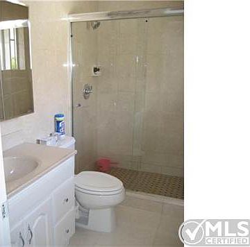 5th image of 5848 Division St