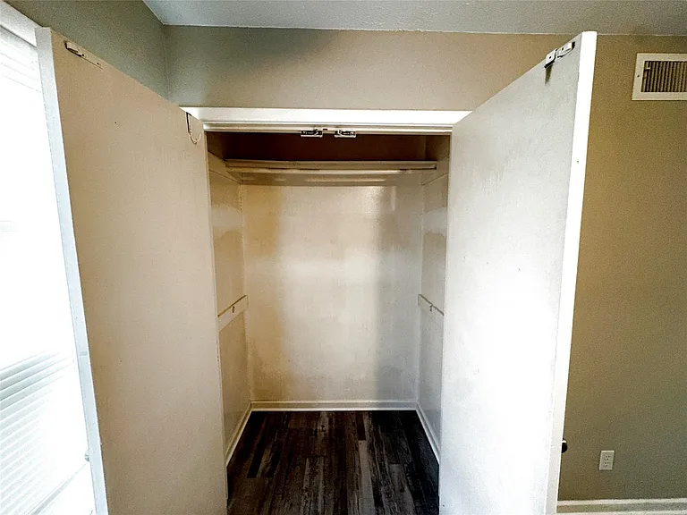1824 Provine St — Photo 10