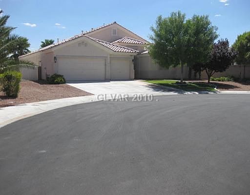 2nd image of 5629 Summer Splash Ct