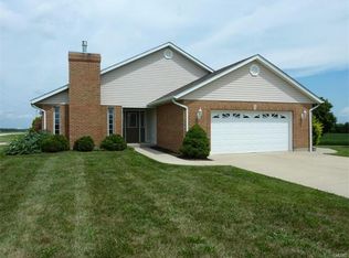 101 Eagle Ct, Waterloo, IL 62298