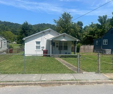 305 Dyer St, Johnson City, TN, 37601