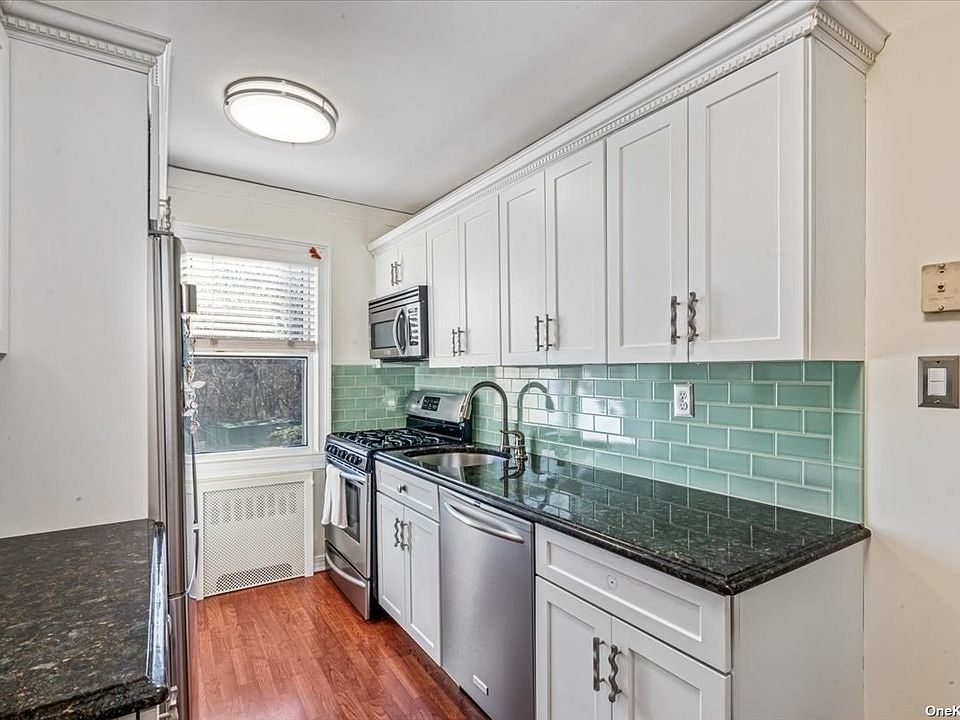 Parkwood Estates 25138 71st Rd Bellerose NY Zillow