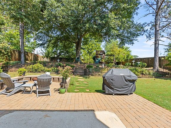 4th image of 147 Bonnie Woods Dr