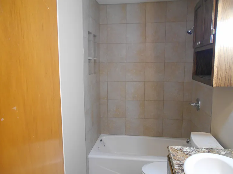 8716 Westwood Ave — Photo 15