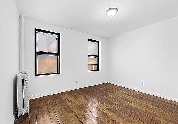 5th image of 3620 Broadway #24