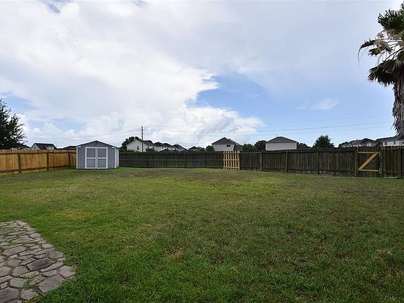 5th image of 20351 Hunterclif Ln