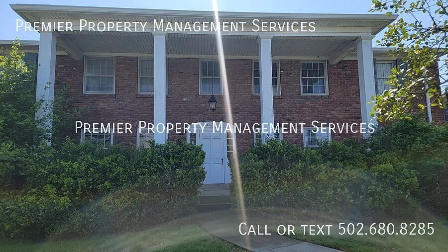 1940 Gardiner Ln #3 photo 1
