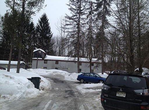 2nd image of 727 Main St