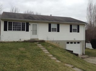 304 Sunset Dr, Aurora, IN 47001