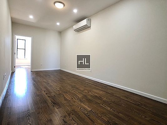 5th image of 4702 5th Ave #2L