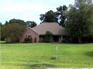 18449 Oakwood Dr, Prairieville, LA 70769