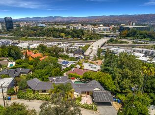 3415 Bonnie Hill Dr, Los Angeles, CA 90068