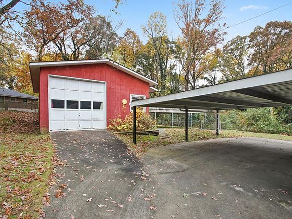 3rd image of 1153 Grace Dr
