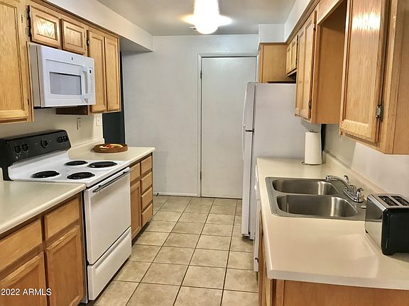 2nd image of 12445 N 21st Ave Unit 5