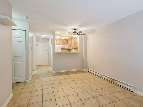 4th image of 310 Lathrop Ave APT 105
