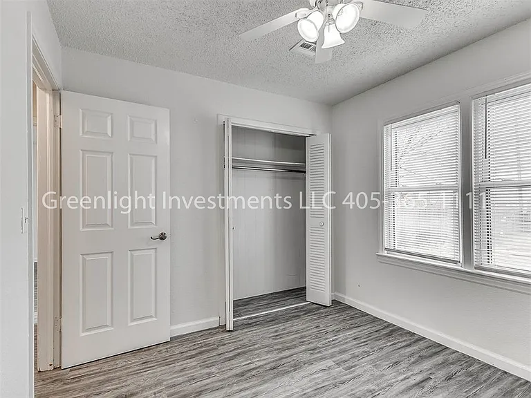 1509 Oelke Dr — Photo 23