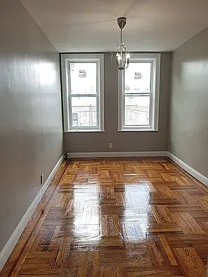 2nd image of 689 Winthrop St #2