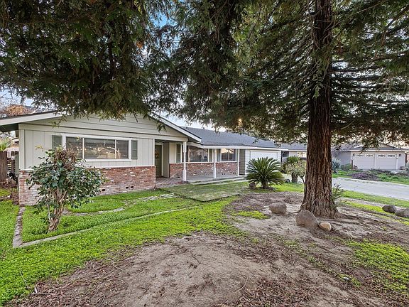 3rd image of 3549 W Mccormick Drive