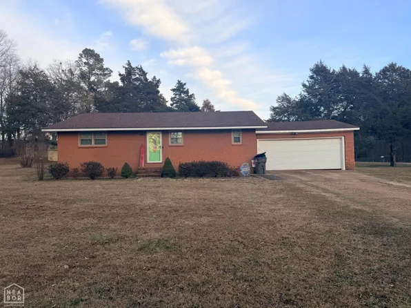 2204 Bridger Rd, Jonesboro, AR 72405