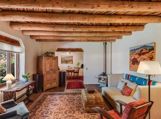 208 Los Pinos Rd, Santa Fe, NM 87507