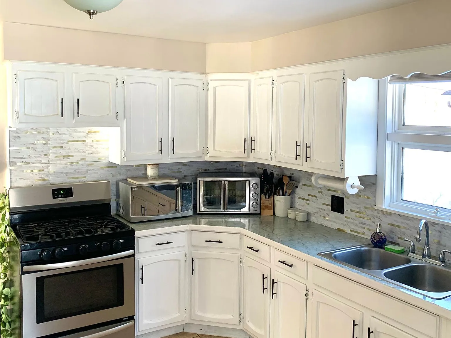 243 Lebanon Ave — Photo 4