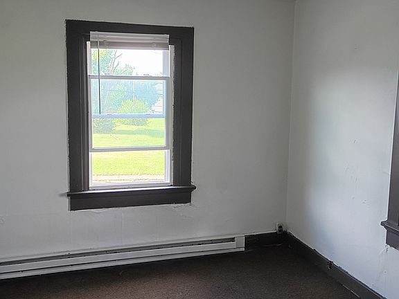 2nd image of 3428 W 3rd St #3430