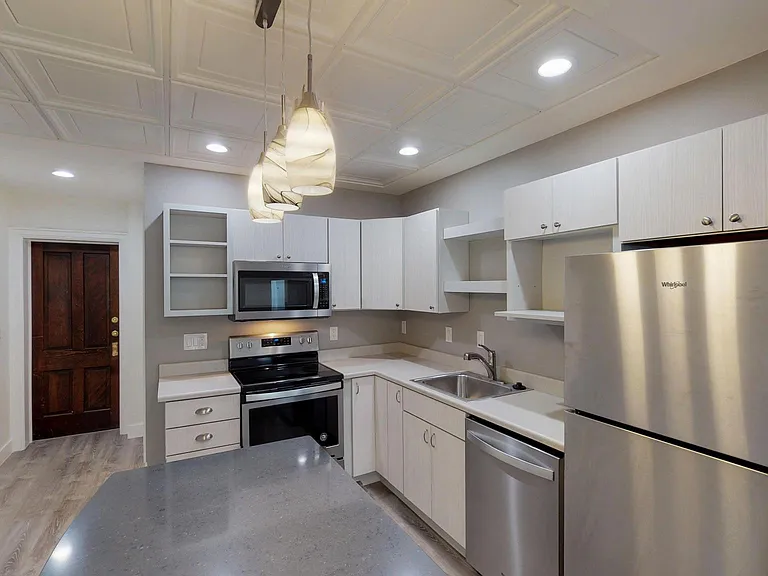 660 N Washington St #7 — Photo 2