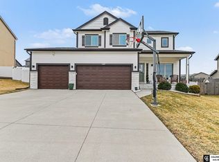 19887 K St, Omaha, NE 68135