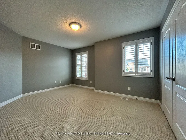33 Begonia Cres #UPPER — Photo 13