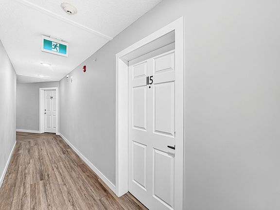 5th image of 11511 27th Ave NW #115