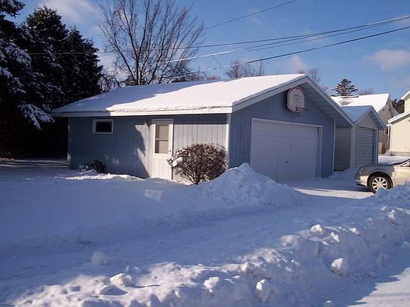 3rd image of 627 N Pelham St #N