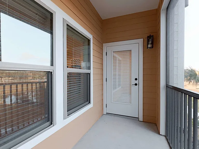 Tropia Luxury Apartments — Photo 90