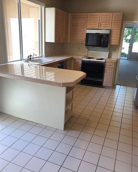 2nd image of 5069 Mount Pleasant Ln