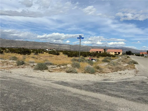 16490 Angela Dr #62, Desert Hot Springs, CA 92240