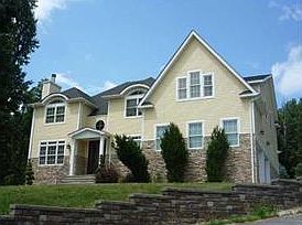 1st image of 1 CLEEVES Court