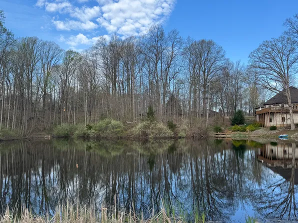 2945 Fox Ct E, Martinsville, IN 46151