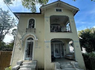 1518 Lowerline St, New Orleans, LA 70118